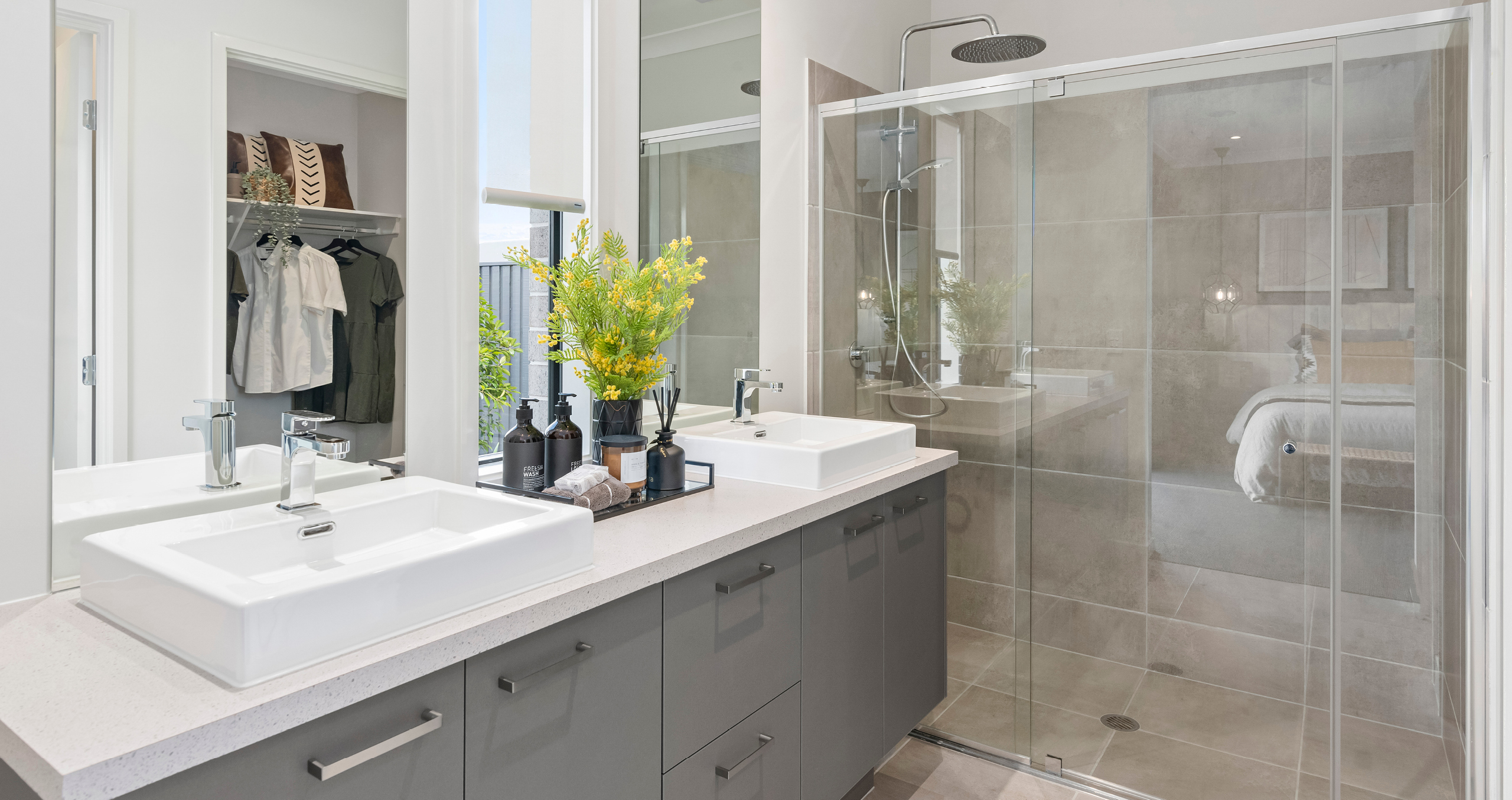Lloyd 29 Bathroom
