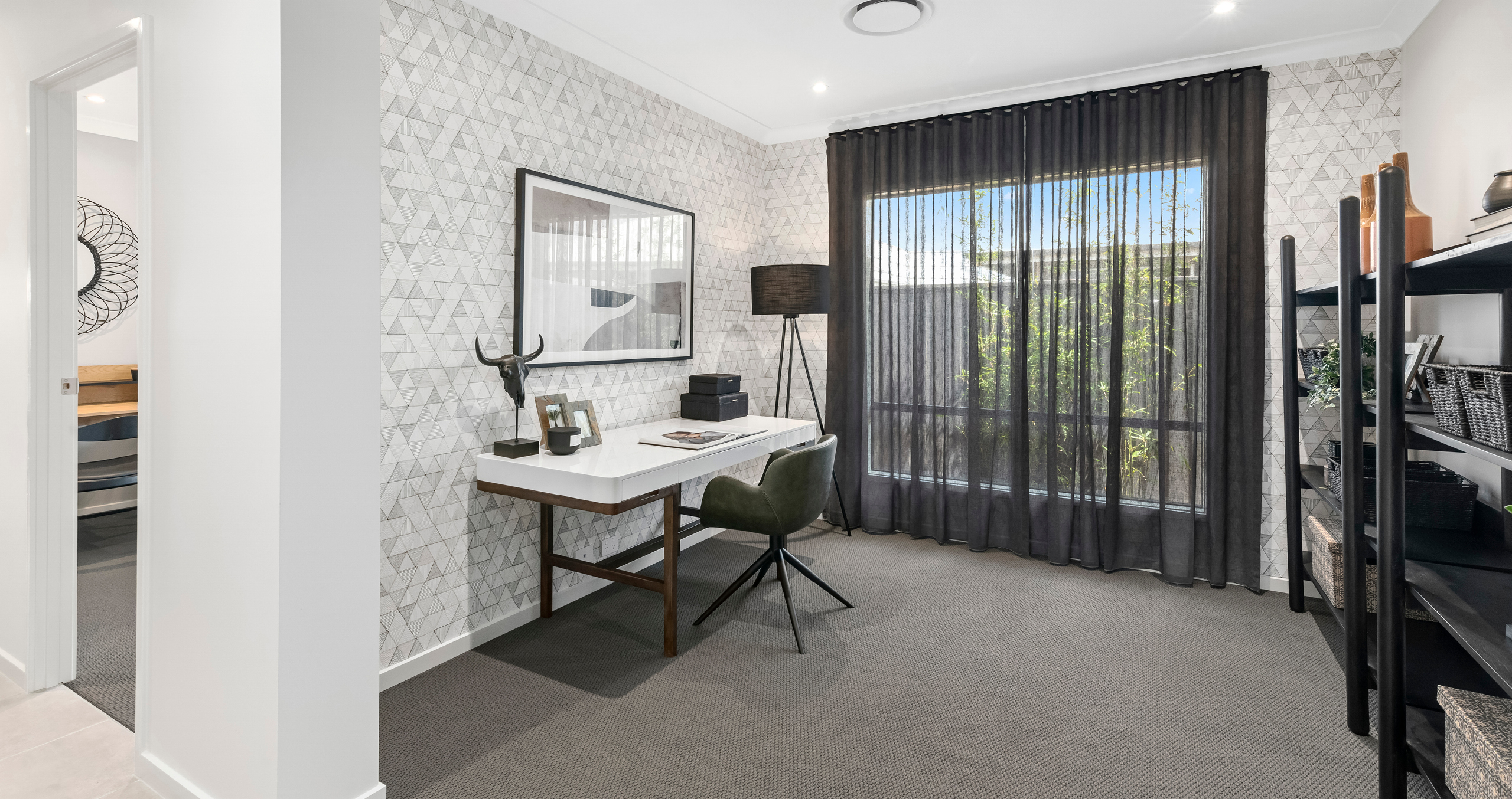 Lloyd 29 Office