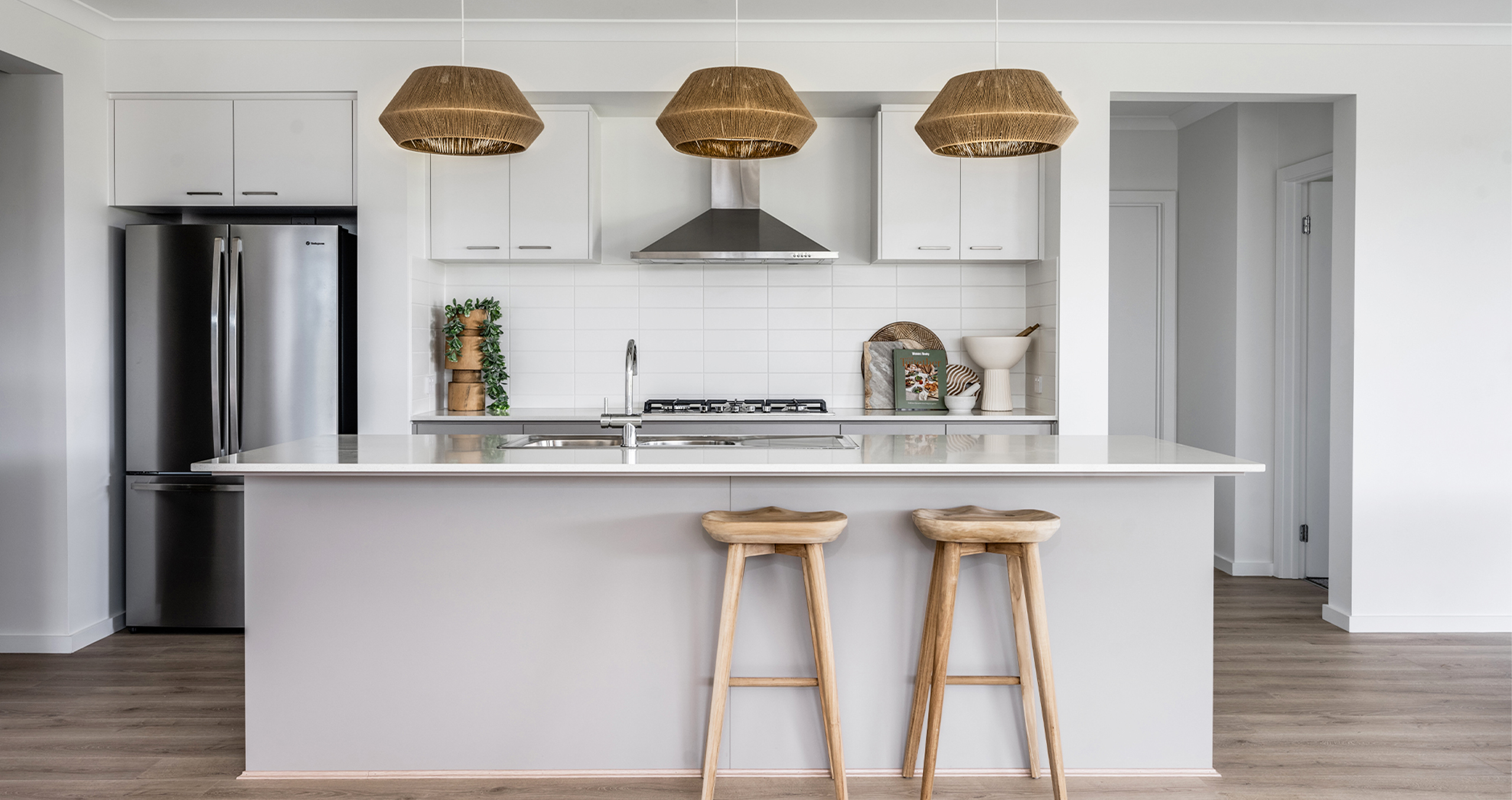 The Entrance Saville 29 Kitchen