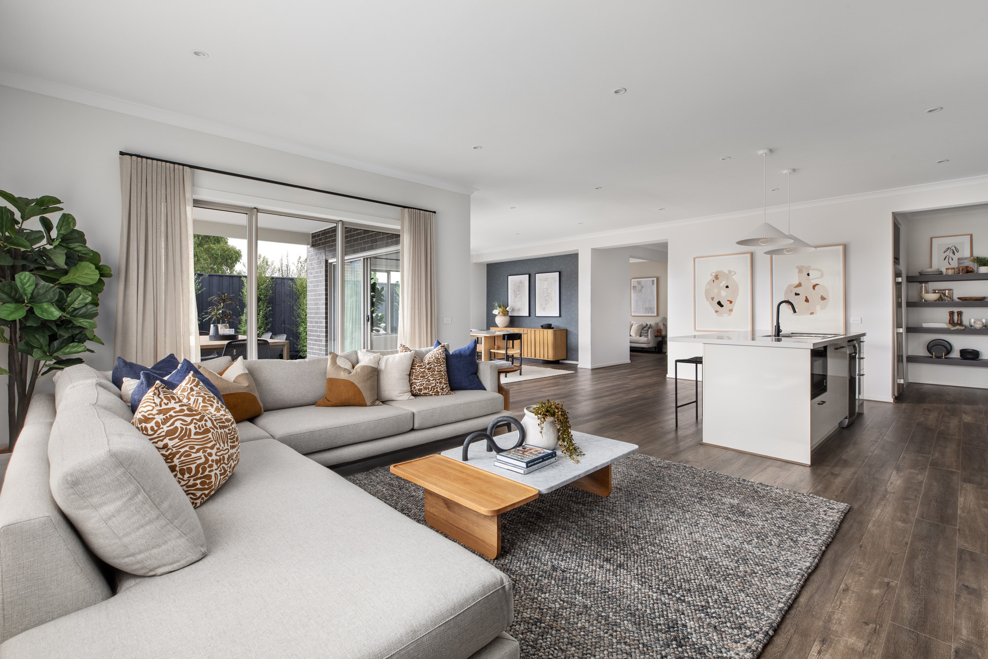 Moonah 38 Horizon Kitchen living