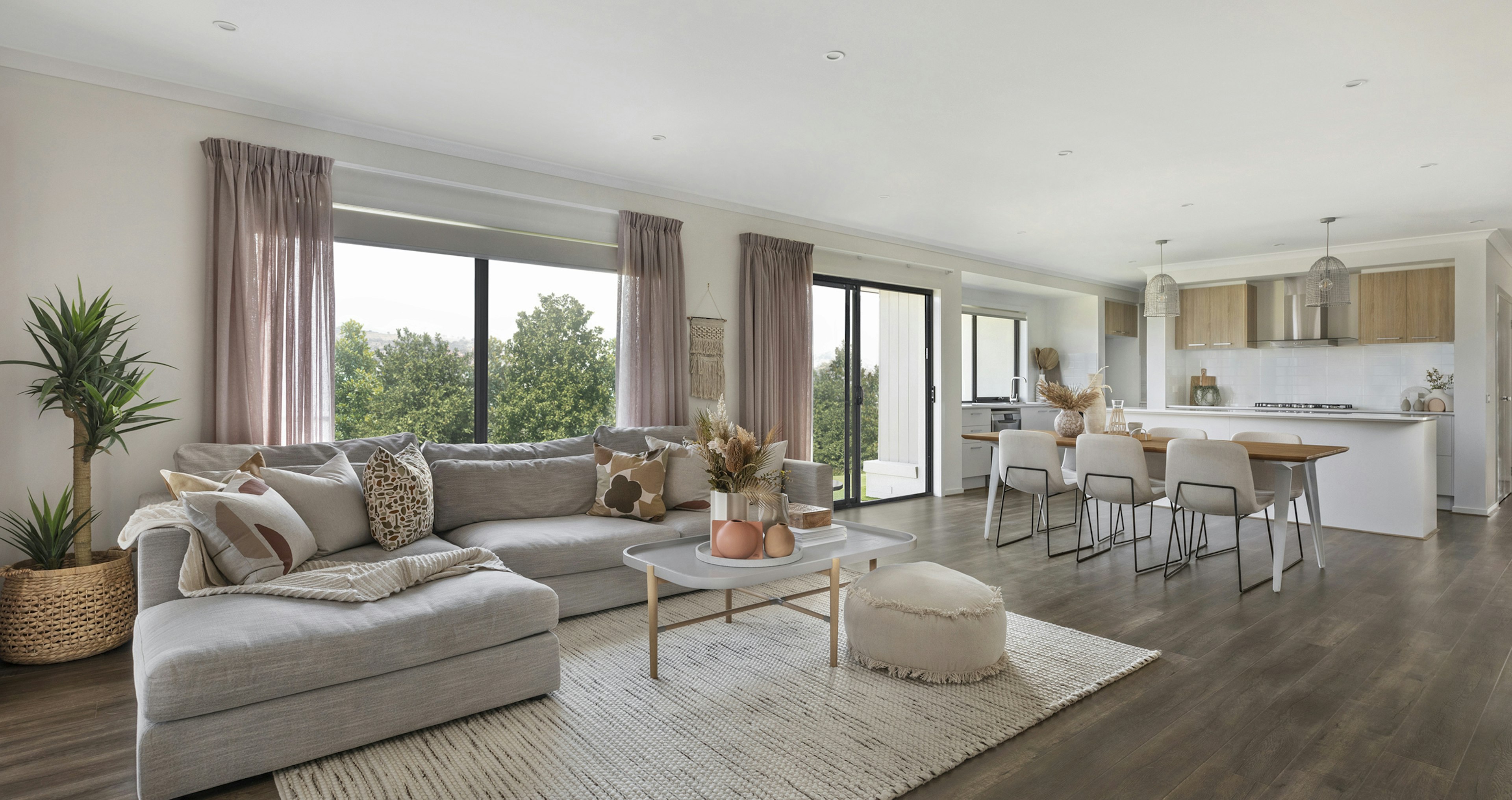 Kinchington Estate Saffire 28RF Alfina Dining